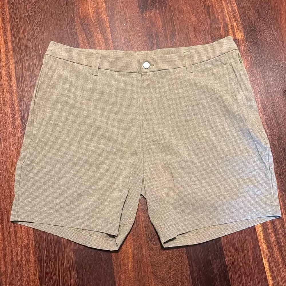 lululemon Wovenair Commission 7” Shorts